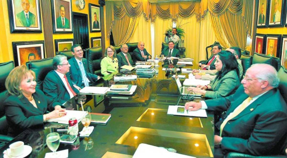 Junta Nominadora ya tiene 12 integrantes