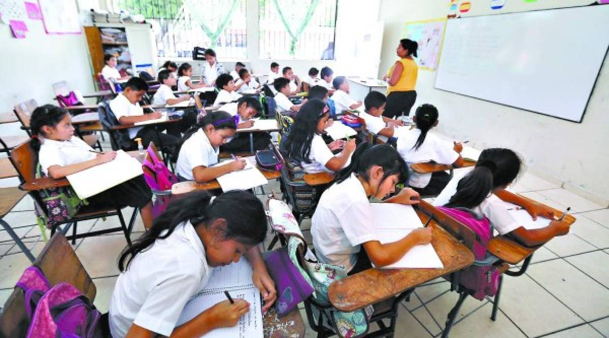 El CN aprueba L 282,335.5 millones para el presupuesto