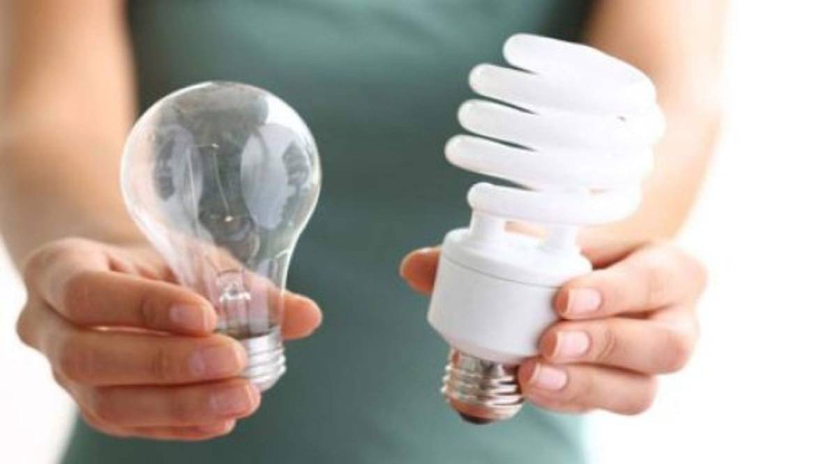 Mantenga apagada las luces que no está utilizando como las del baño, pasillos, etc.