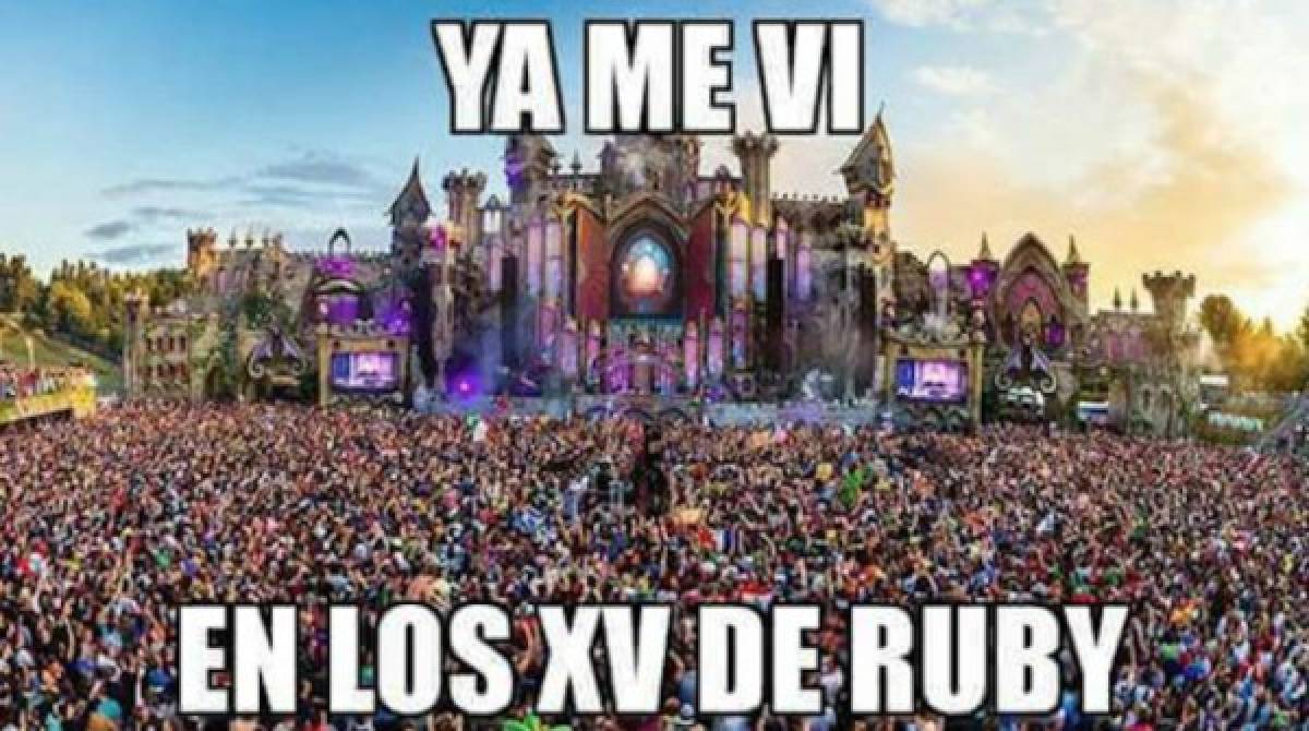 Los divertidos memes de 'Los 15 años de Rubí”