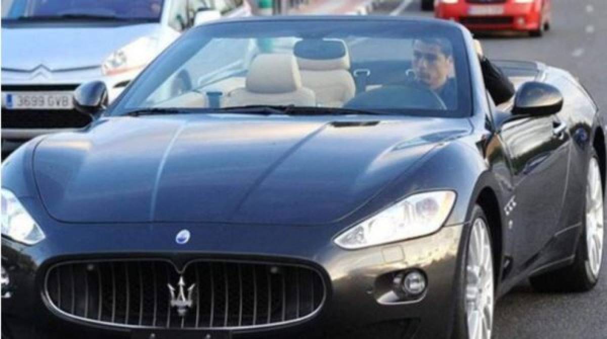 FOTOS: Esto cuesta cada uno de los lujosos carros que presume Cristiano Ronaldo