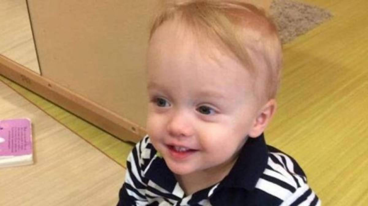 Cadena perpetua por dejar morir a su hijo en un coche bajo el sol en EEUU  