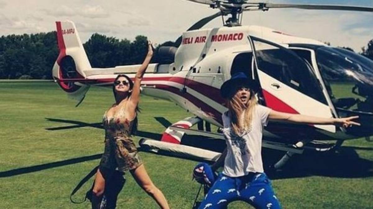 Selena Gomez tiene relación con Cara Delevingne