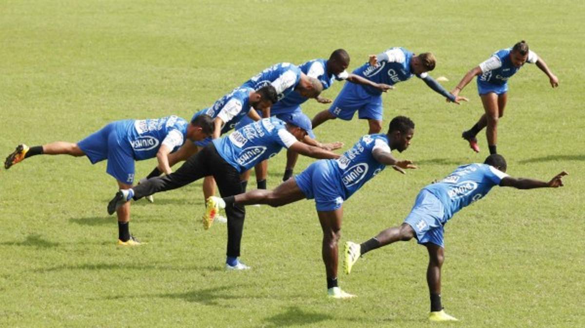 Honduras: A reencontrar la ruta con Milo, Boniek y Roger