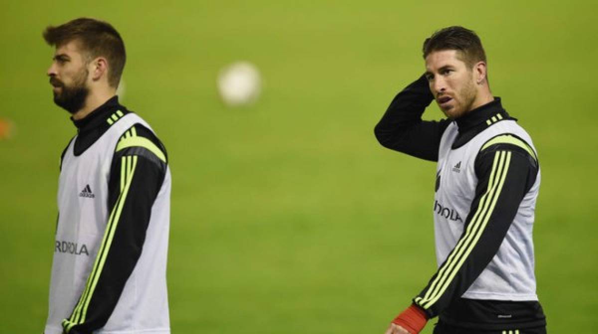 Sergio Ramos: 'A Gerard Piqué y a mí nos gusta tirarnos alguna piedrecita, pero ahora nos abrazamos'  