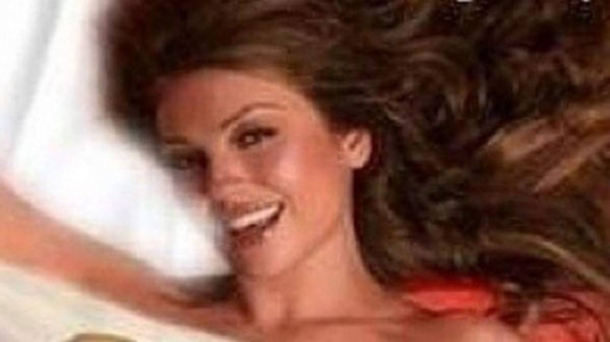 El desnudo que podría costarle una multa a Thalía
