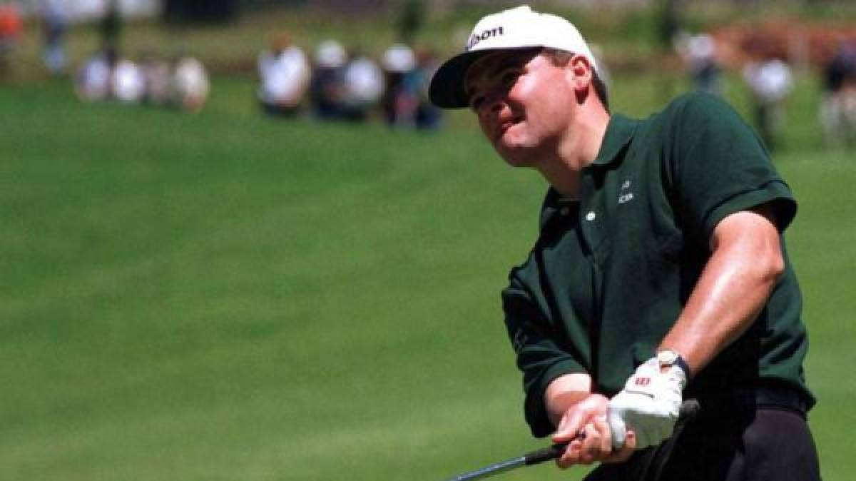 Excampeón de golf se suicidó luego de mantener de rehén a su familia