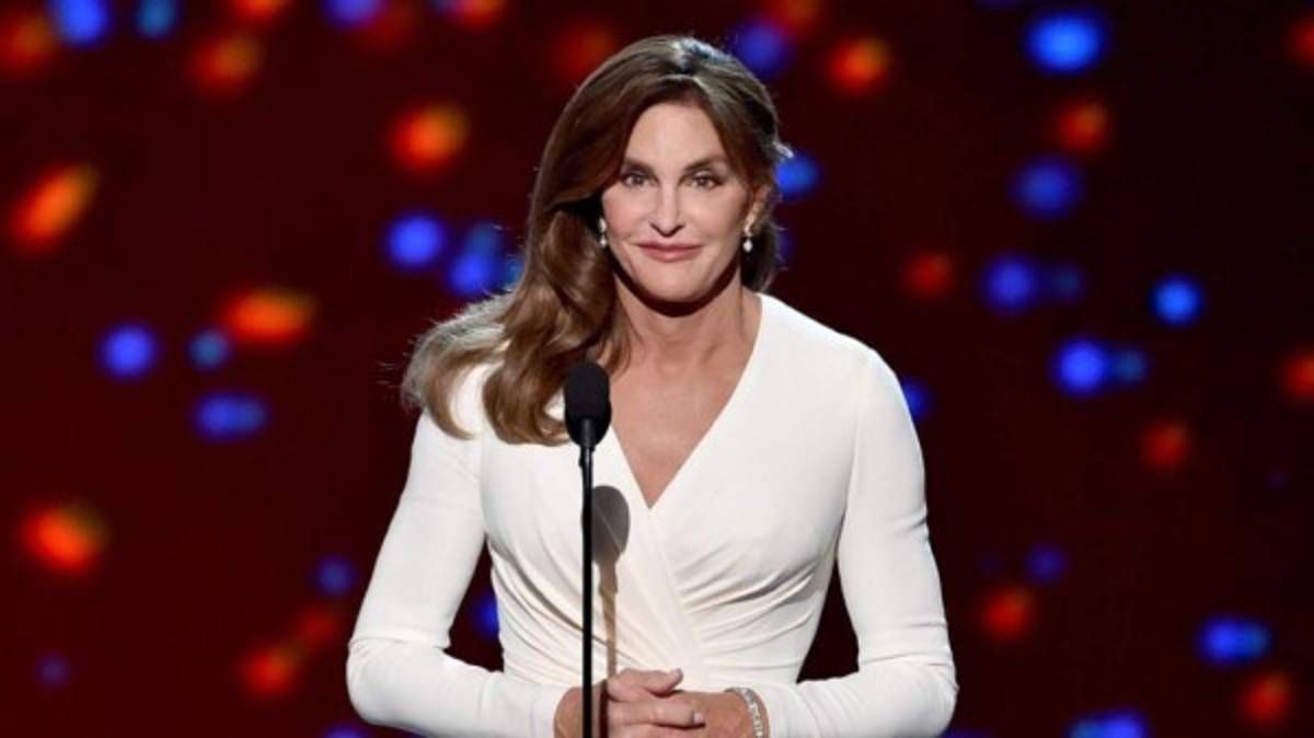 Caitlyn continúa 'soltera' por sus hijas