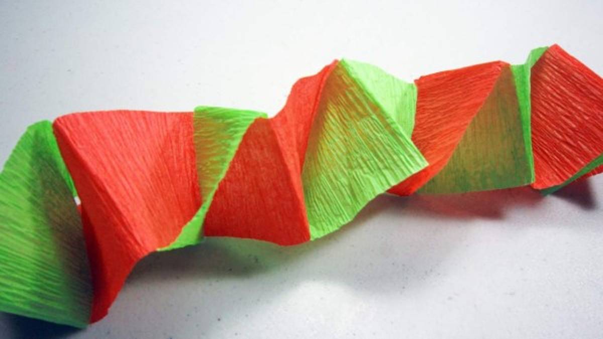 Sencillas decoraciones con papel crepe