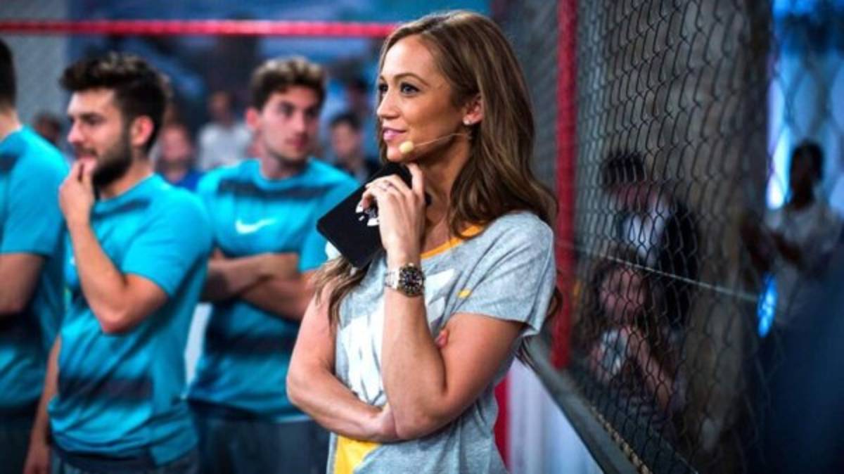 ¿Quién es la bella conductora del Balón de Oro?