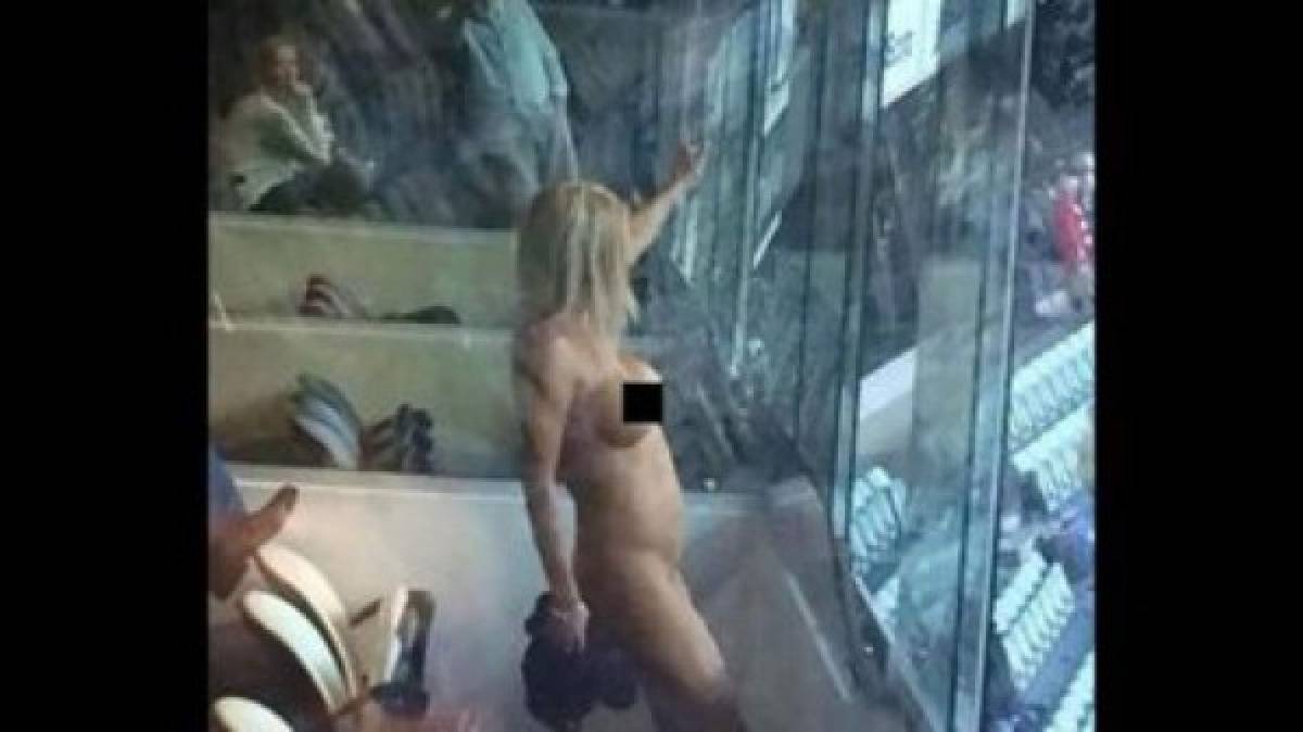 Aficionada se desnuda en plena final de fútbol australiano