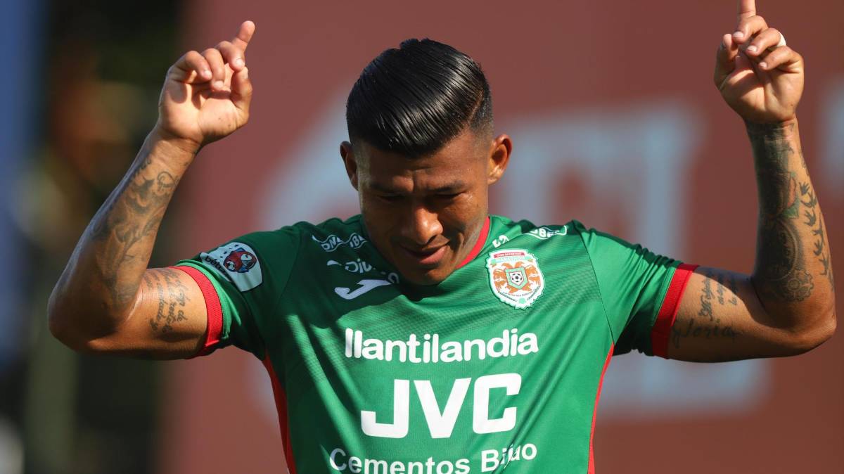 Marathón vence 2-0 con doblete del Chino López al Victoria