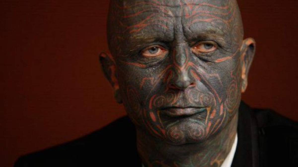 FOTOS: Vladimir Franz, el político que tiene tatuado el 90% de su cuerpo