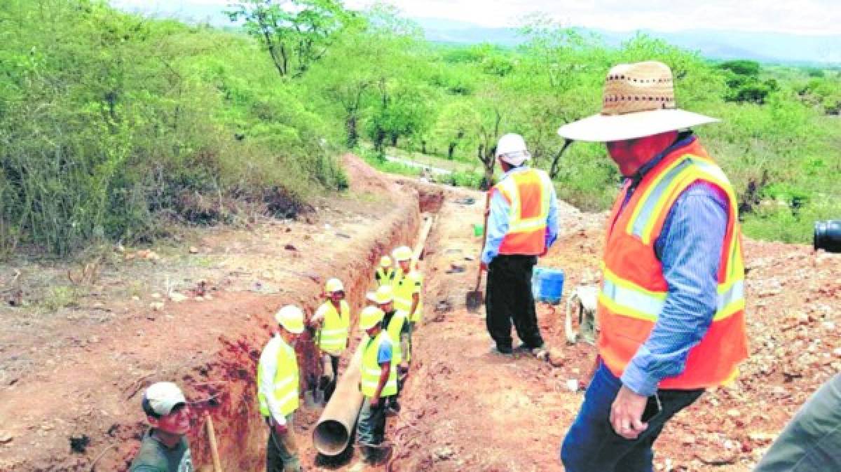 En un 90% avanza construcción de sistema de agua en Catacamas
