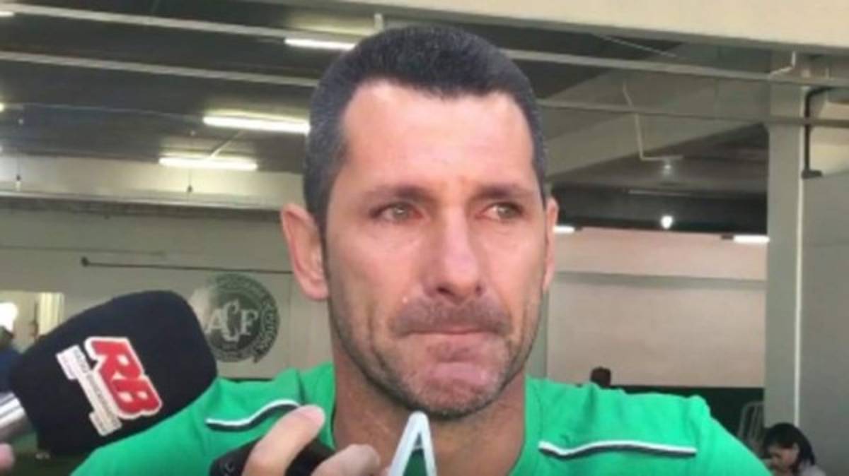 Tragedia del Chapecoense: El arquero Nivaldo se salvó y ahora se retira del fútbol