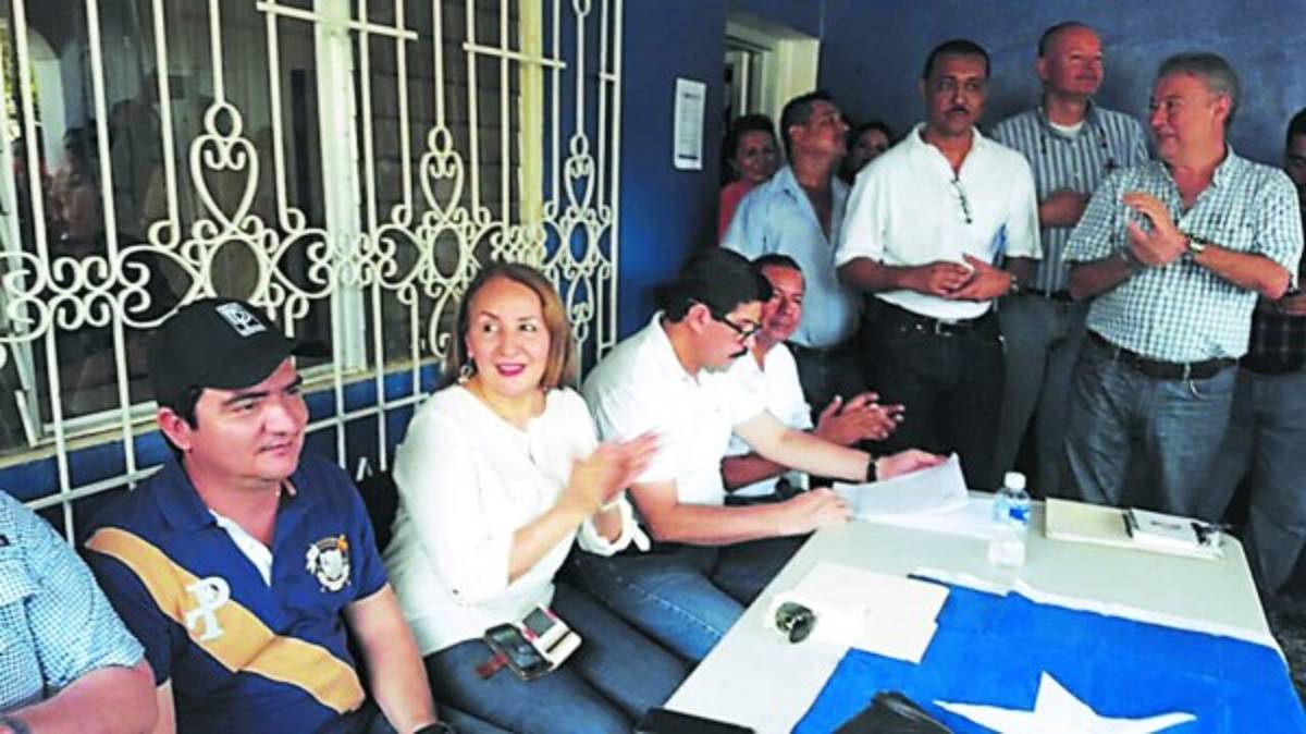 Nacionalistas opinan que reelección debe ser continua por una vez