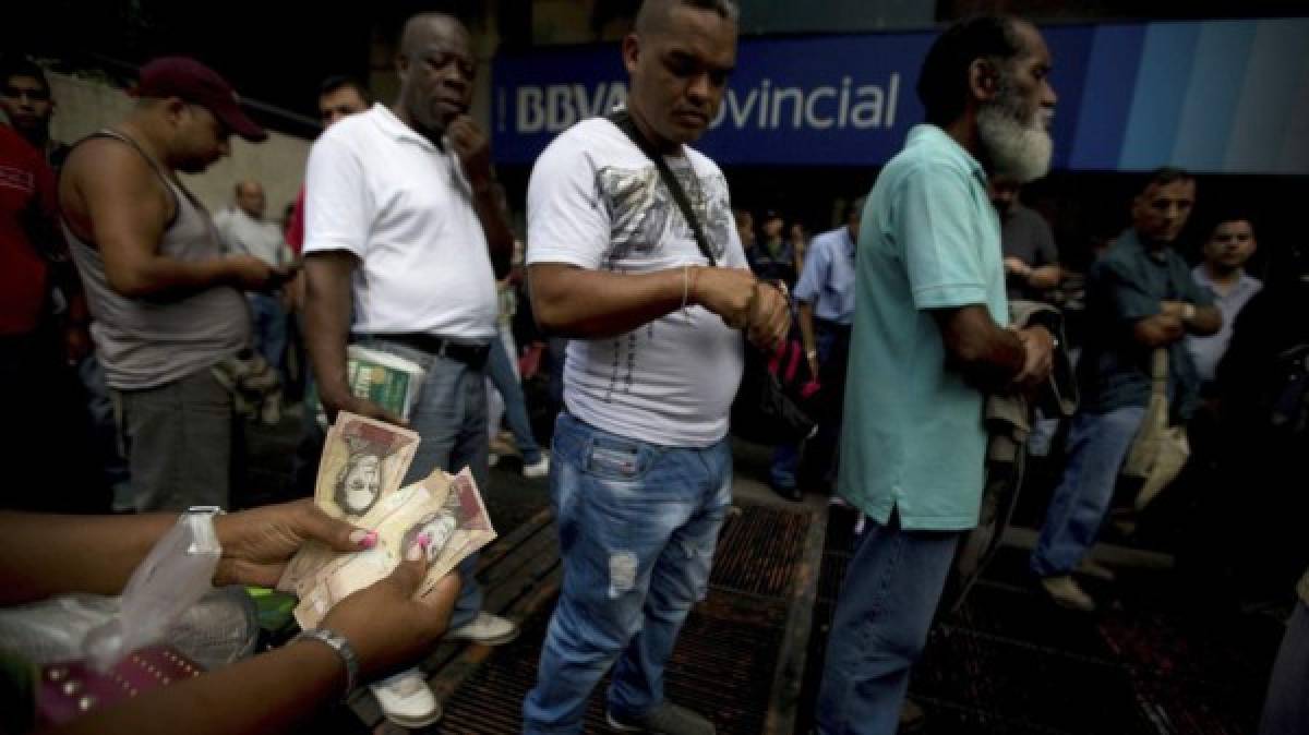 Época navideña: Caos en Venezuela por escacez e inflación