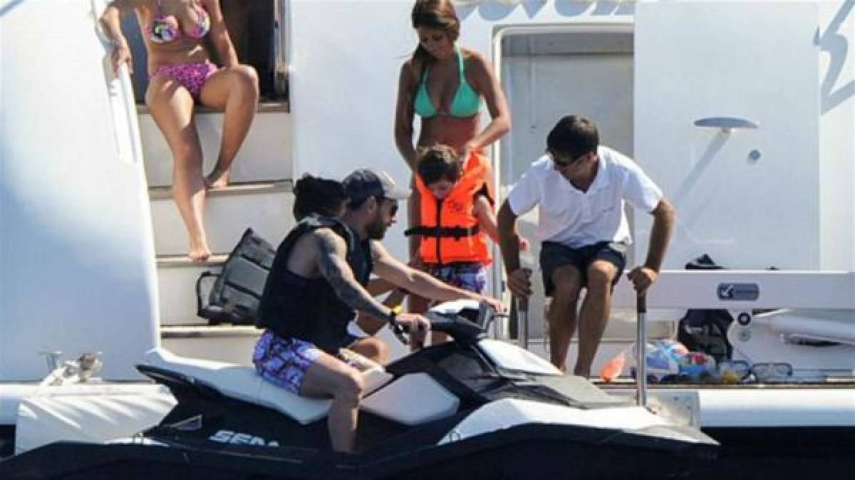 Lionel Messi y su familia disfrutan de Ibiza