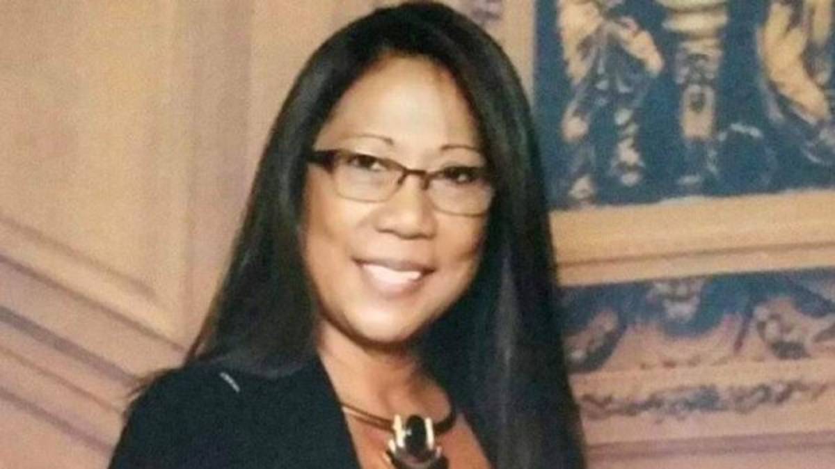 La novia del atacante de Las Vegas vuelve a EEUU, donde el FBI la esperaba