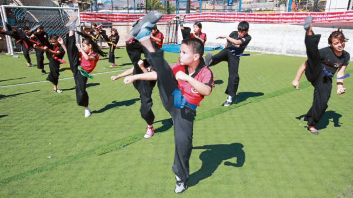 Mi Súper Diario celebra un nuevo aniversario con sus minilectores