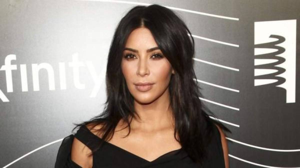 Detienen a 16 personas en París por robo de joyas de Kim Kardashian