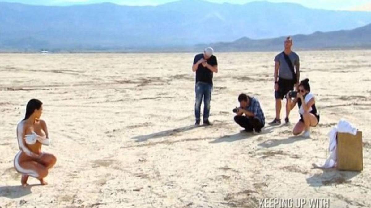 Kim Kardashian y sus sensuales fotos en el desierto
