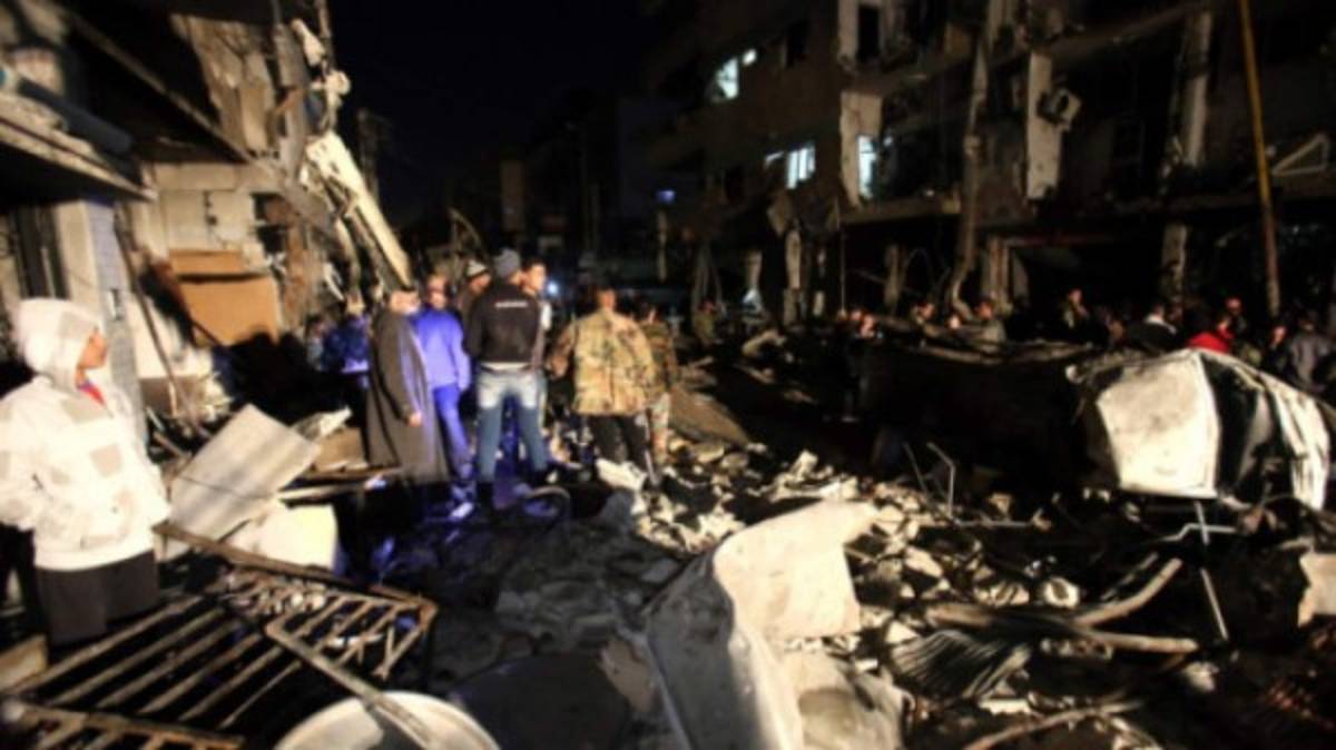 Sube a 120 número de muertos en atentado cerca de Damasco