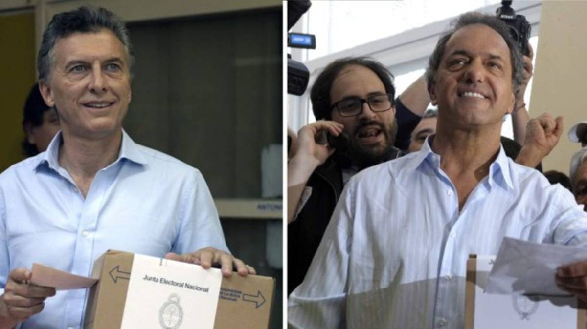 Argentina vota 'en paz' en balotaje presidencial, dicen Macri, Scioli y Kirchner&nbsp;&nbsp;