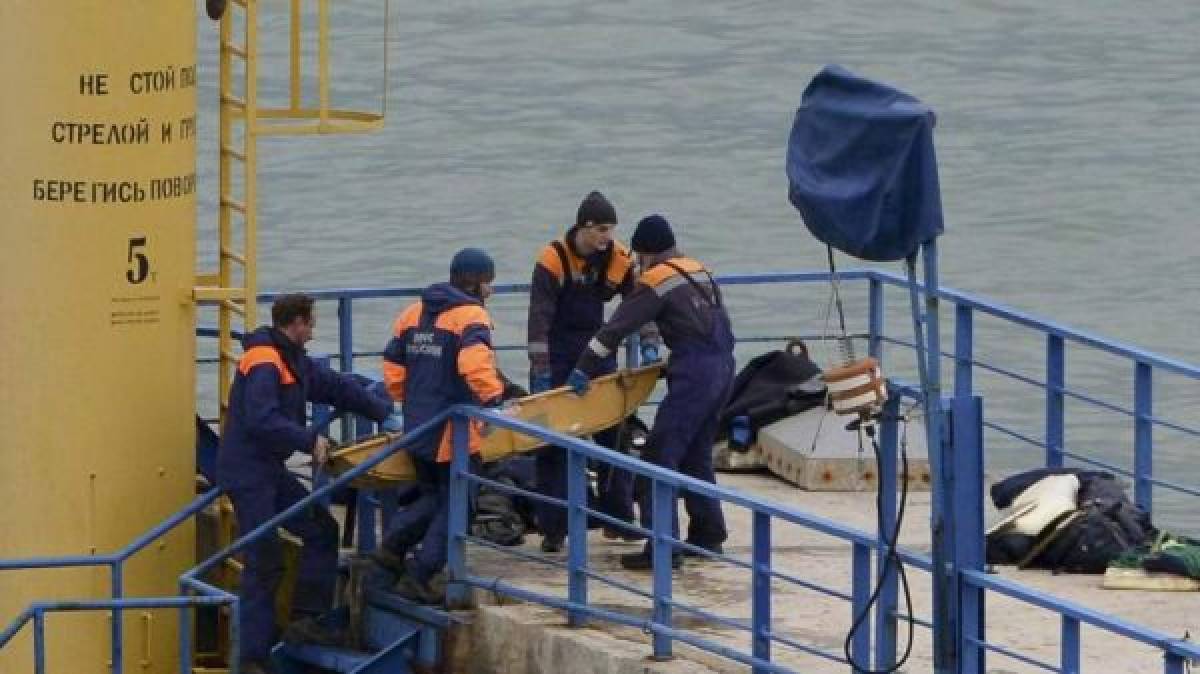 Las angustiantes últimas palabras del copiloto del avión ruso caído en el Mar Negro