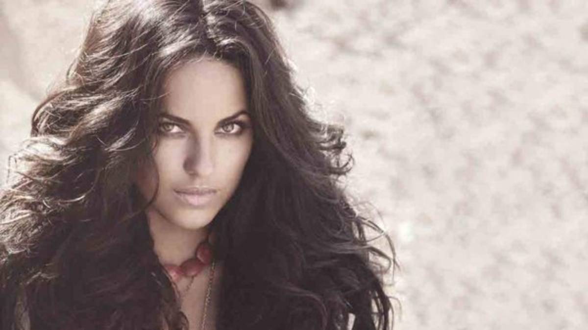 Bárbara Mori es la abuela más sexy del momento en redes sociales