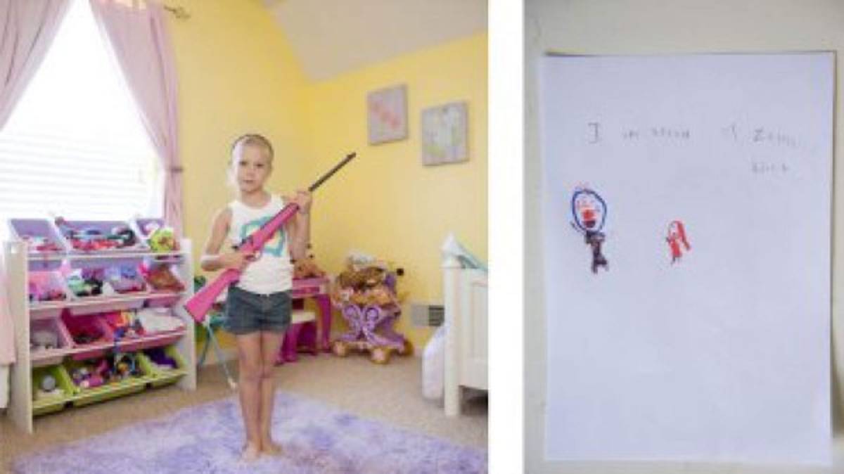 Las temibles 'niñas fusil' que se exhiben armadas a los 5 años