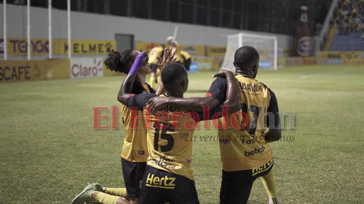 El imperdible festejo de Júnior Lacayo al anotar el 1-0 en la semifinal de vuelta