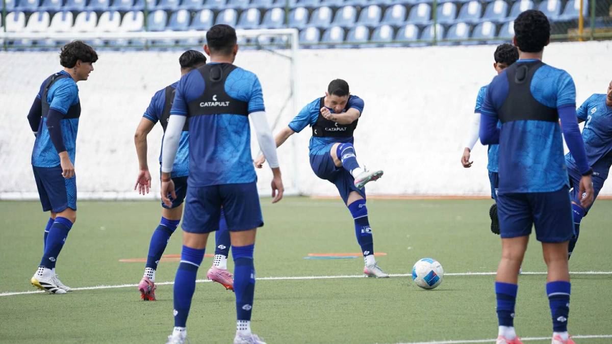 Técnico de Nicaragua peleó con periodista y así fue el último entreno previo a jugar ante Honduras