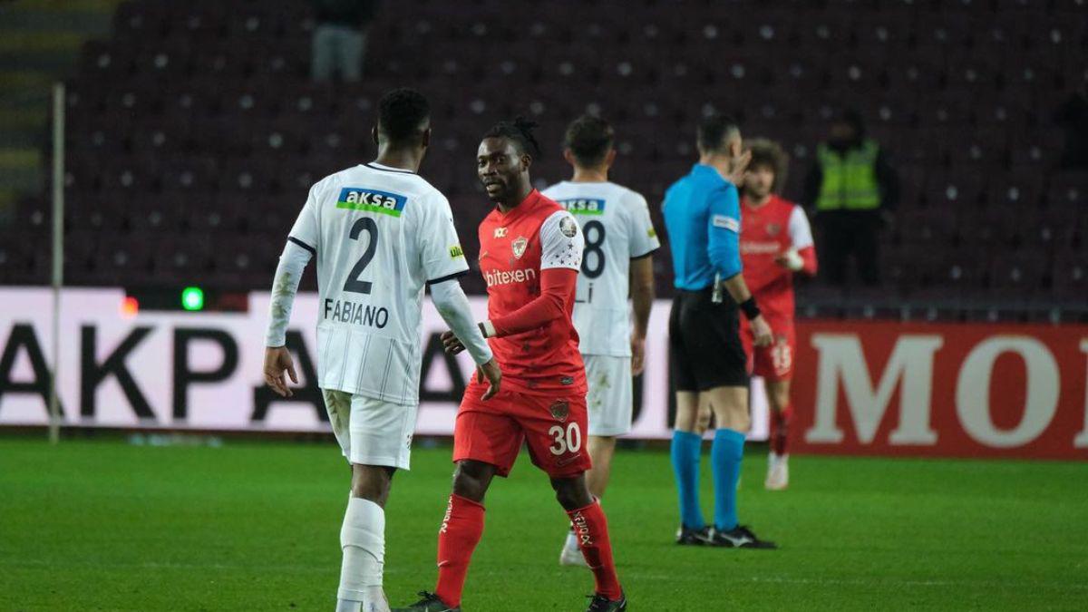 Christian Atsu: un gol hizo que se quedara en Turquía la noche del terremoto