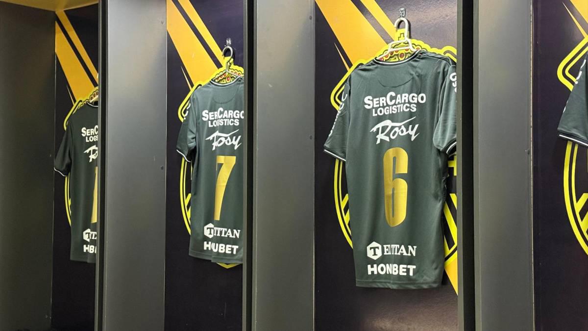 Marathón tapó el escudo del Real España en los camerinos del Morazán: Causó indignación