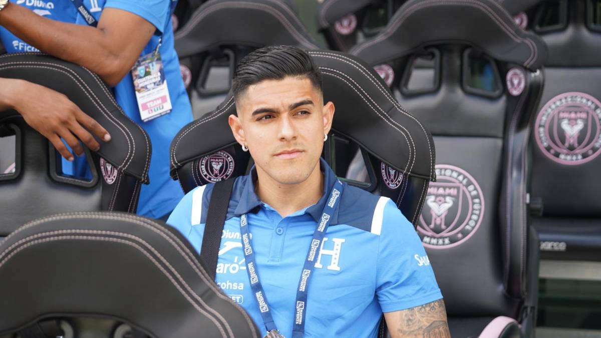 Mundialista visitó a jugadores de Honduras y David Ruiz estuvo bien acompañando Mundialista visitó a jugadores de Honduras y David Ruiz estuvo bien acompañando