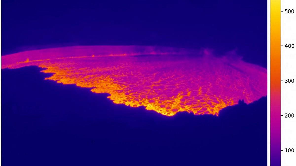 Mauna Loa: tras 40 años dormido despierta el volcán más grande del mundo