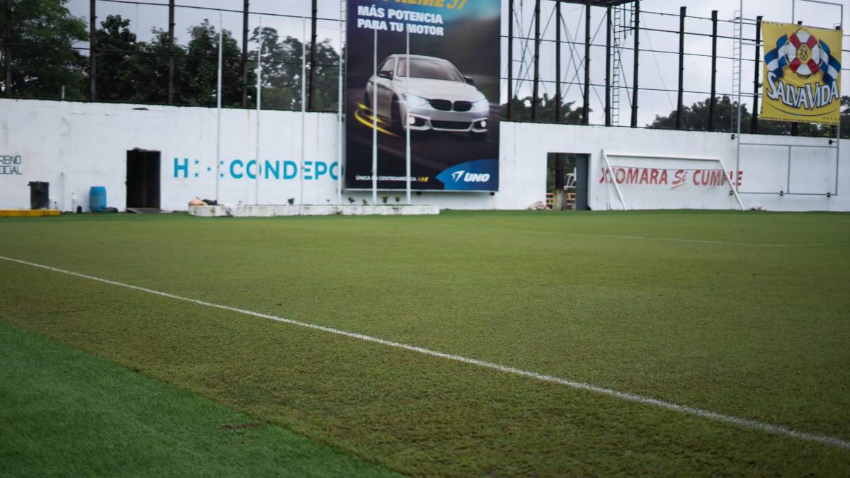 La razón por la que ha cambiado de color la grama del estadio Morazán de San Pedro Sula