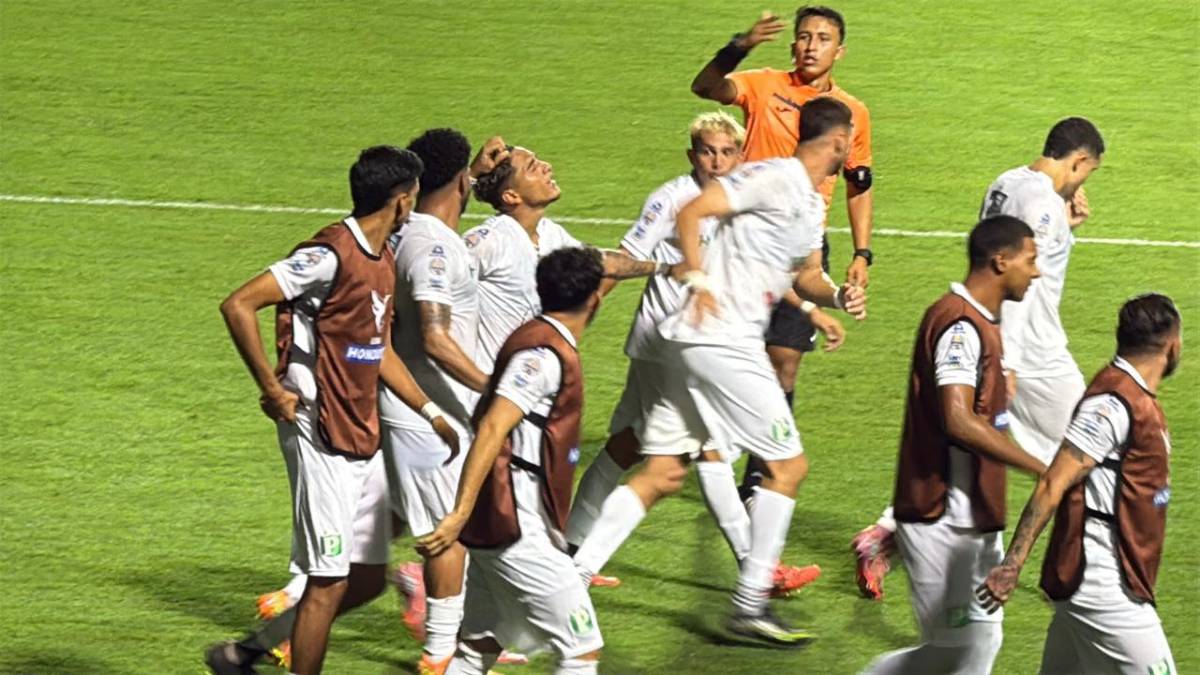 Auzmendi sorprende, bella mamá de jugador de Motagua y detalle en memoria a Orinson