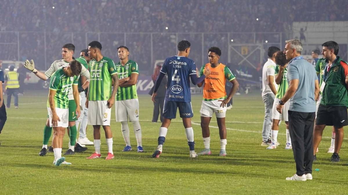 La enorme tristeza de jugadores del Marathón luego de perder otra final; entre lágrimas