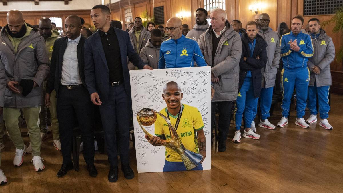 Messi y Cristiano Ronaldo se unen: emotivo funeral del futbolista Jayden Adams