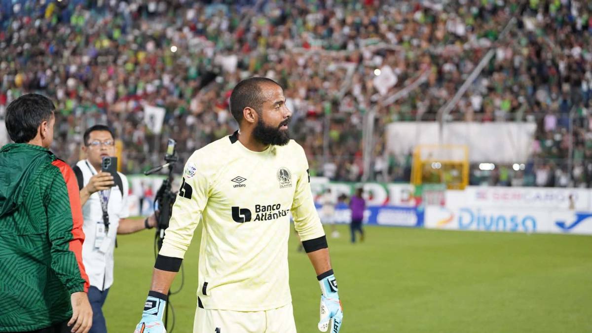 Quebraron vidrios, bronca con el rival y tristeza: Las imágenes de la eliminación de Olimpia en Liga Nacional