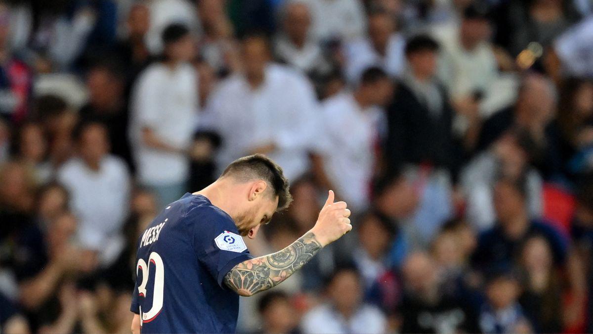 Silbidos y dura derrota en la despedida de Messi con el PSG