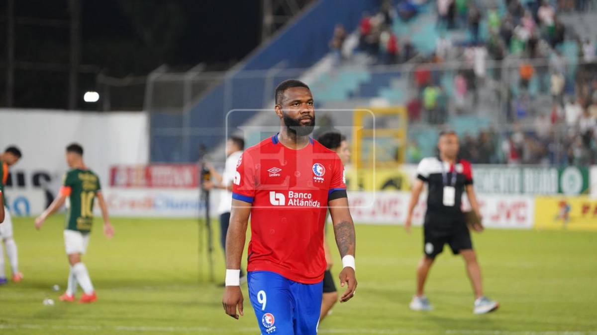 Tristeza en el Olimpia: Así fue la furia y dolorosa salida de los jugadores 'melenudos'