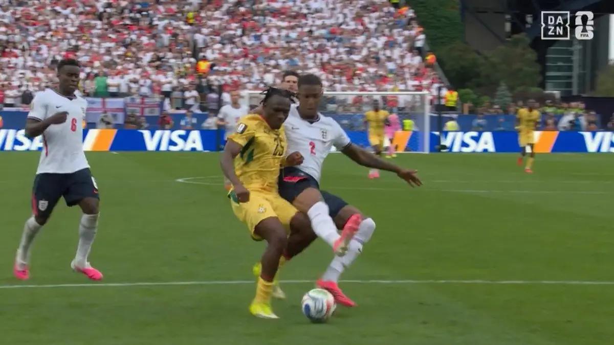 Críticas a Said Martínez tras trabajo en partido de Inglaterra-Ghana: No tiene el nivel