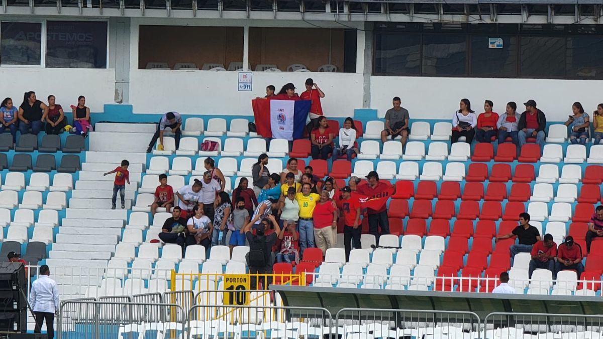 Así se vive el ambiente previo a los actos de reinauguración del Estadio Nacional