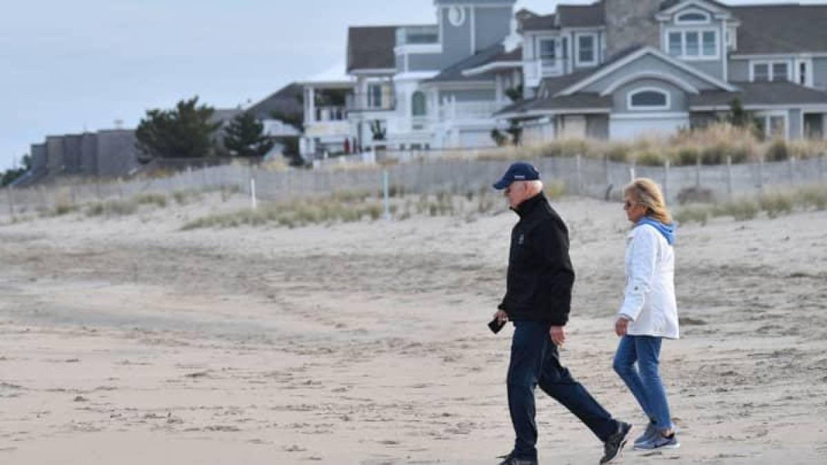 FBI registra casa de playa de Joe Biden, ¿qué encontraron?