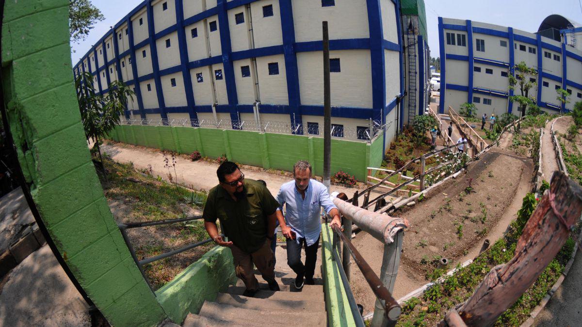 Así fue el recorrido de EL HERALDO en la cárcel Mariona en El Salvador