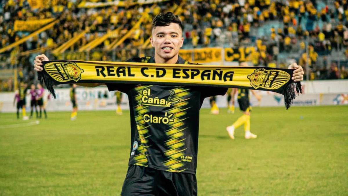 Orlando Ponce revela que jugador se molestó por apodo que le puso y larga lista de otros