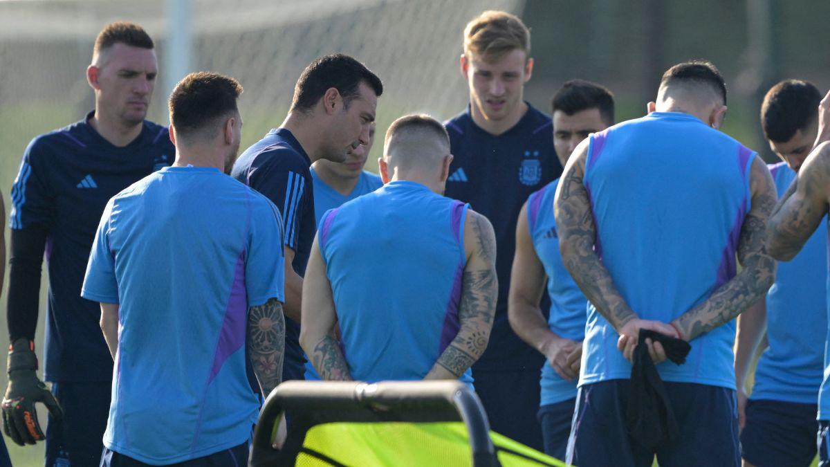 Preparando el debut: Así fue el entrenamiento de Argentina este lunes